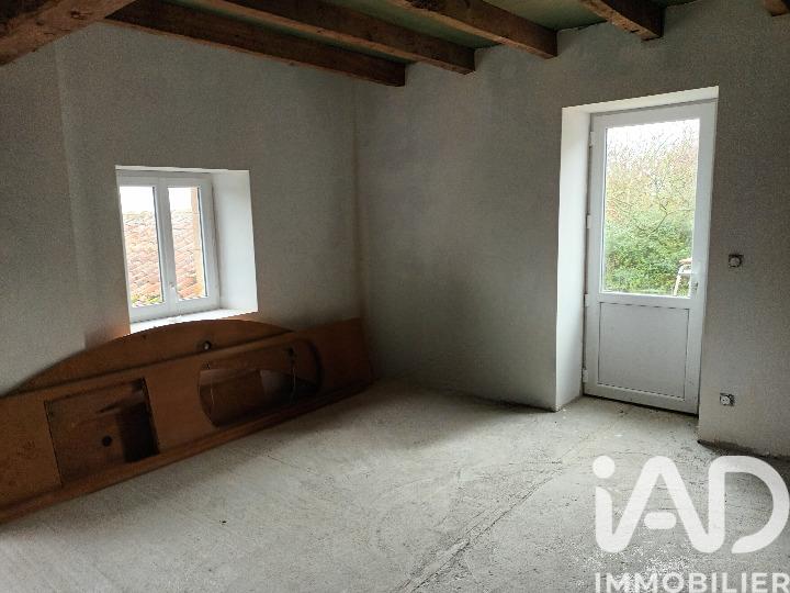 Maison - 228 m² - 8 pièces