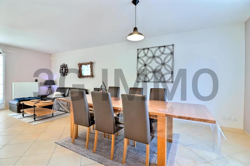 Maison jumelée - 129 m² - 7 pièces