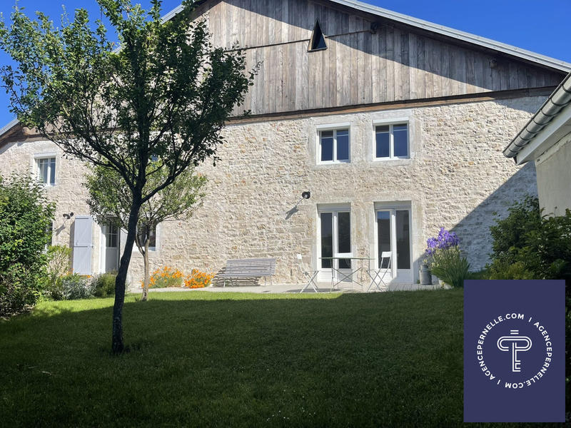 Ferme - 207 m² - 8 pièces