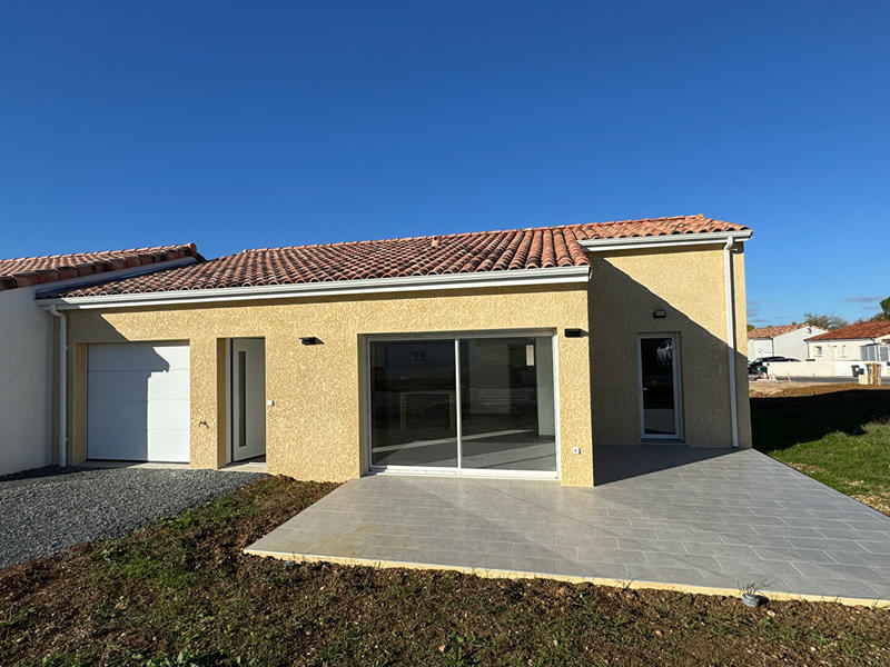 Maison - 83 m² - 4 pièces