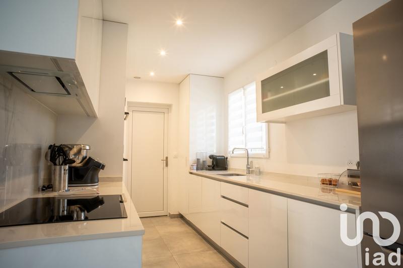 Maison - 89 m² - 5 pièces