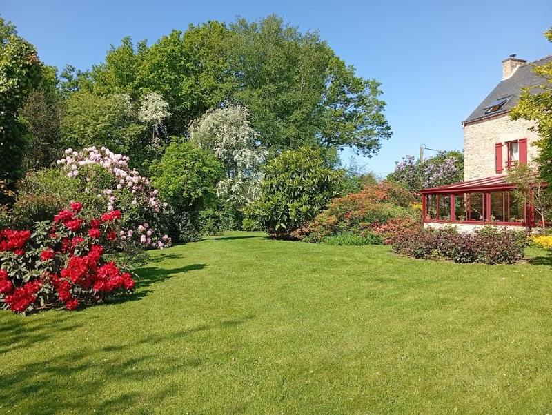 Maison - 228 m² - 10 pièces