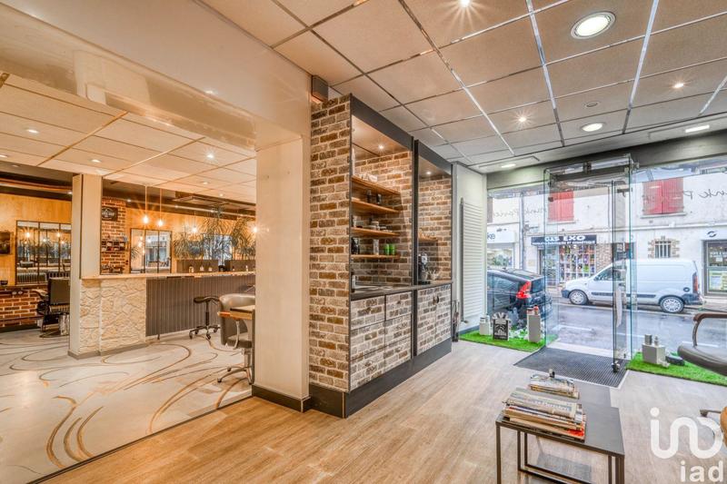 Local commercial - 107 m²