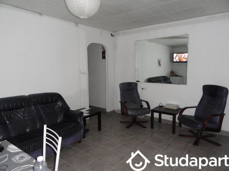 Chambre - 12 m² - 1 pièce