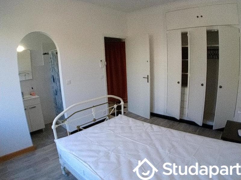 Chambre - 18 m² - 1 pièce