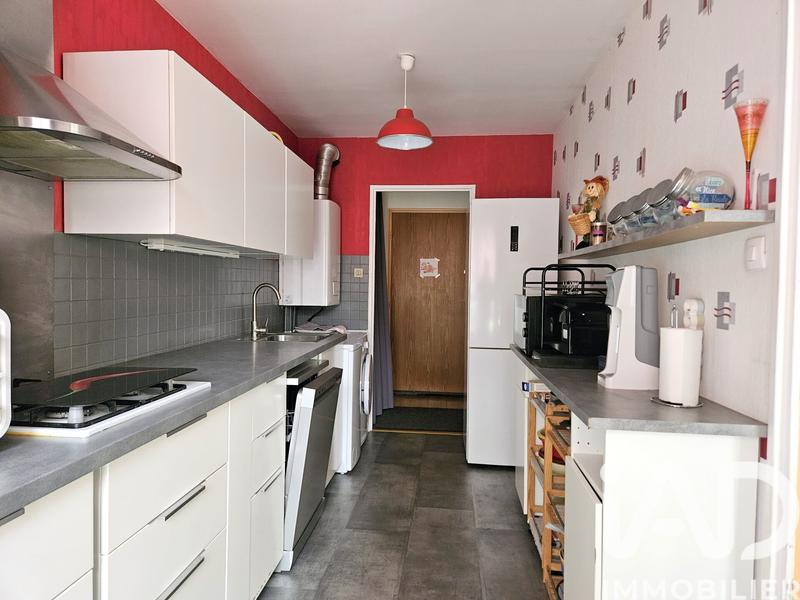 Appartement - 81 m² - 4 pièces