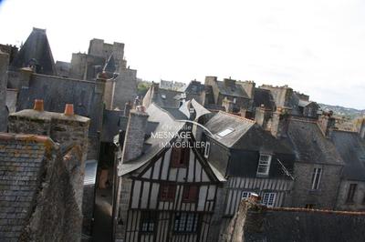 Maison - 200 m² - 5 pièces