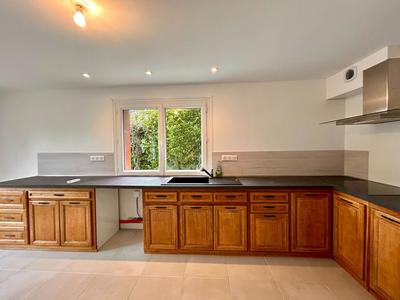 Maison - 143 m² - 6 pièces