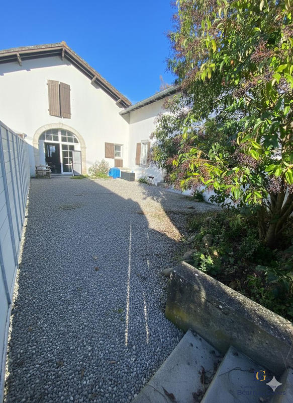 Maison - 105 m² - 4 pièces