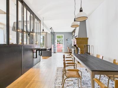 Maison - 161 m² - 6 pièces