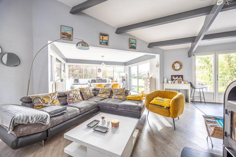 Maison - 143 m² - 5 pièces