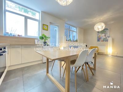 Chambre - 15 m² - 7 pièces