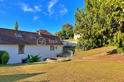 Maison de maîtres - 215 m² - 8 pièces