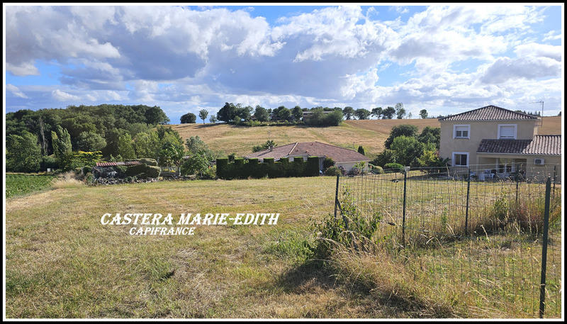 Terrain constructible - 1 503 m²