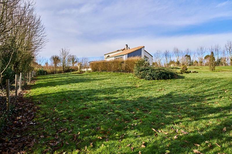 Maison - 137 m² - 7 pièces