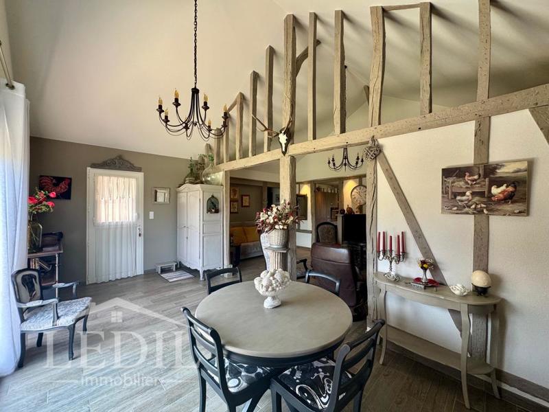 Maison - 143 m² - 4 pièces