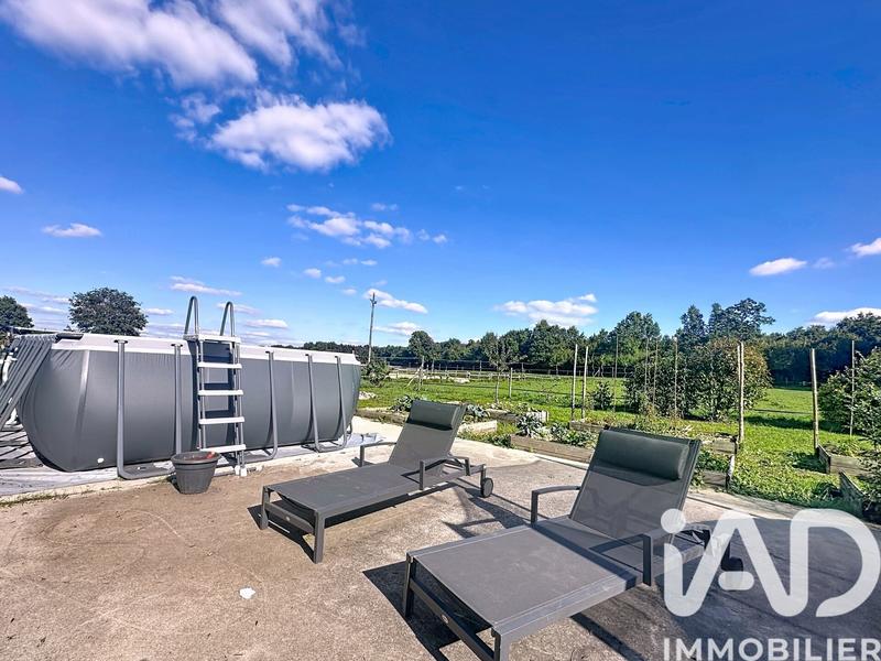 Maison - 408 m² - 6 pièces