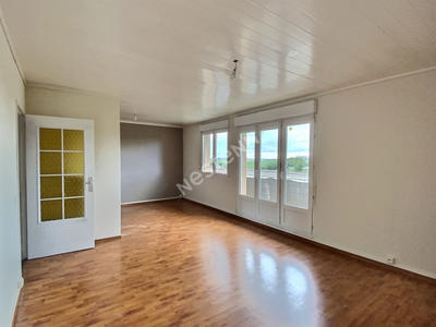 Appartement - 75 m² - 3 pièces