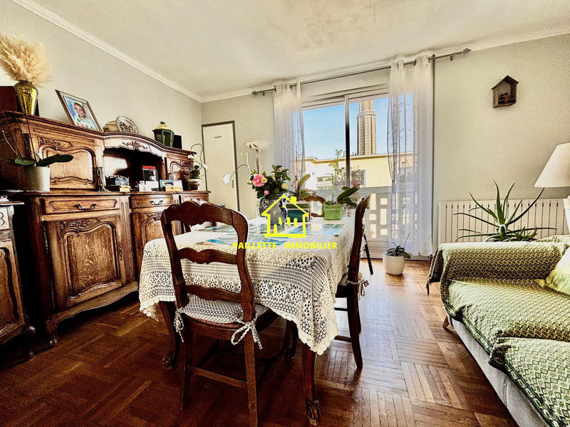 Appartement - 60 m² - 3 pièces