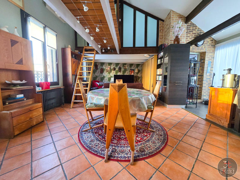 Appartement - 84 m² - 4 pièces