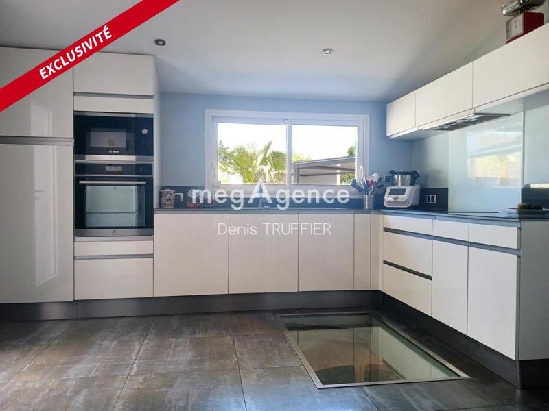 Maison - 162 m² - 6 pièces