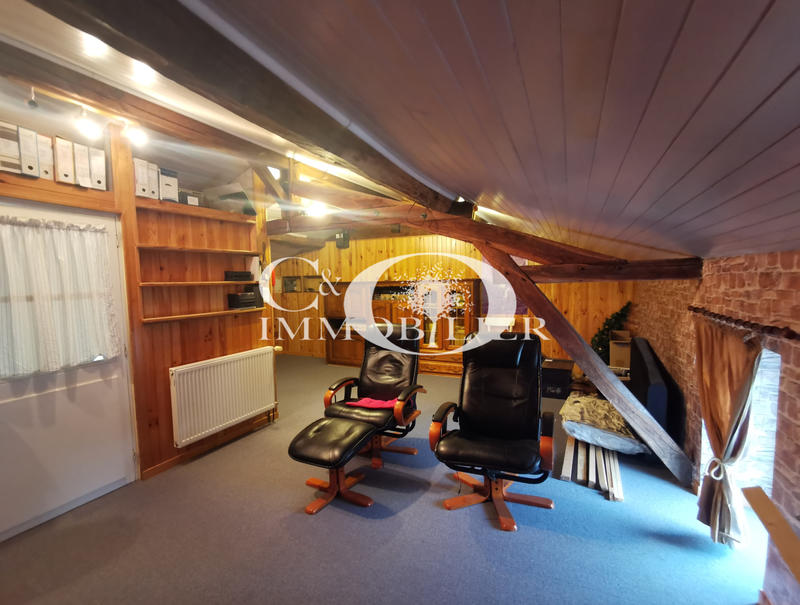 Maison - 97 m² - 5 pièces