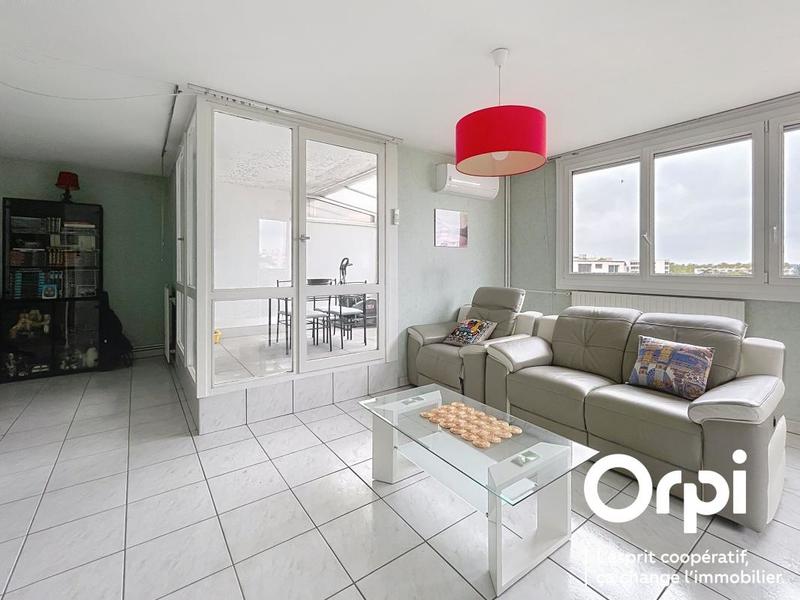 Appartement - 75 m² - 3 pièces