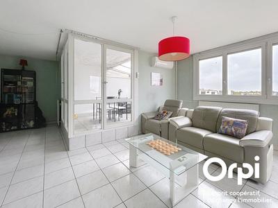 Appartement - 75 m² - 3 pièces