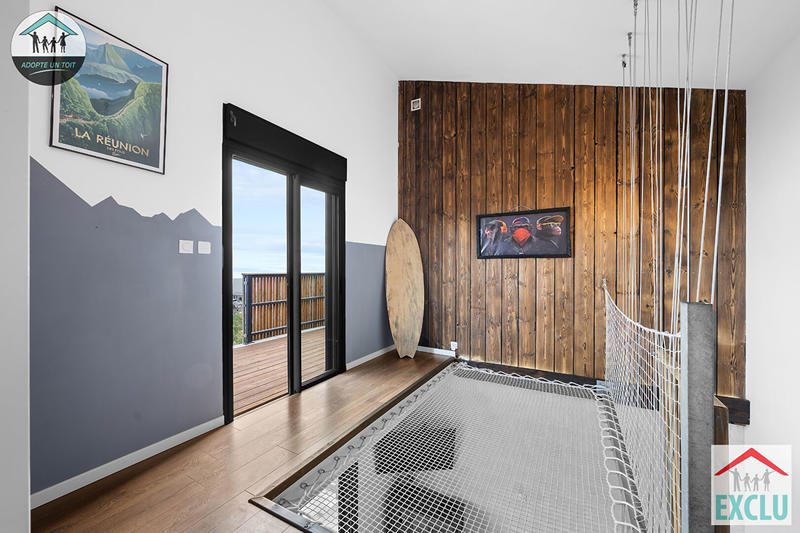 Maison - 122 m² - 6 pièces