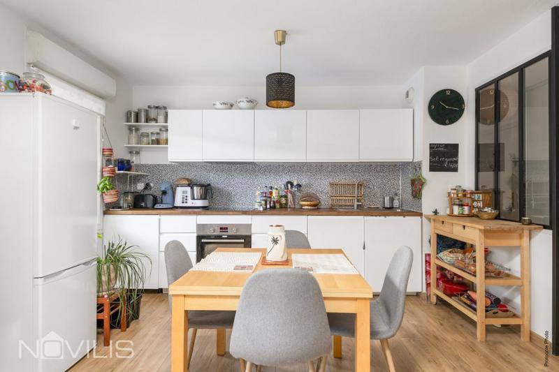 Appartement - 64 m² - 3 pièces