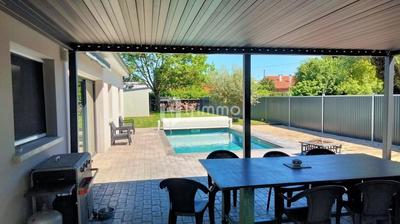 Maison - 185 m² - 7 pièces