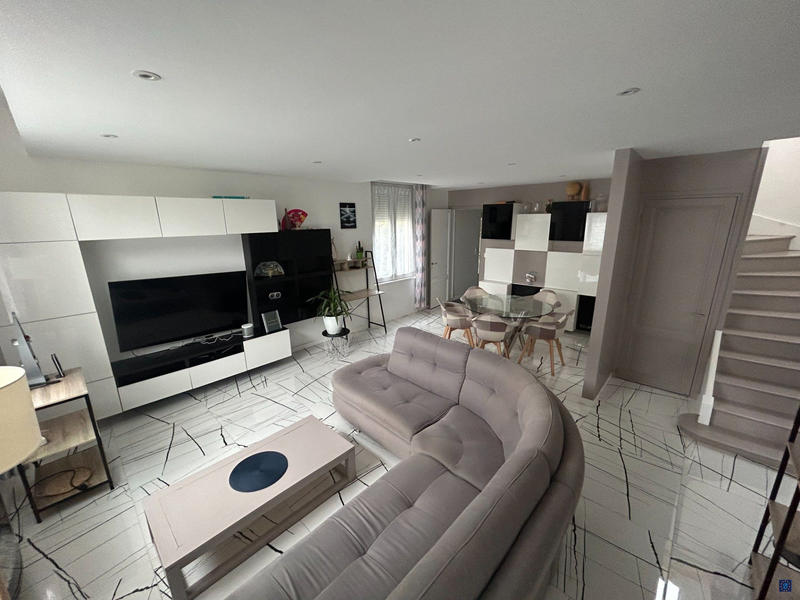 Maison - 84 m² - 4 pièces