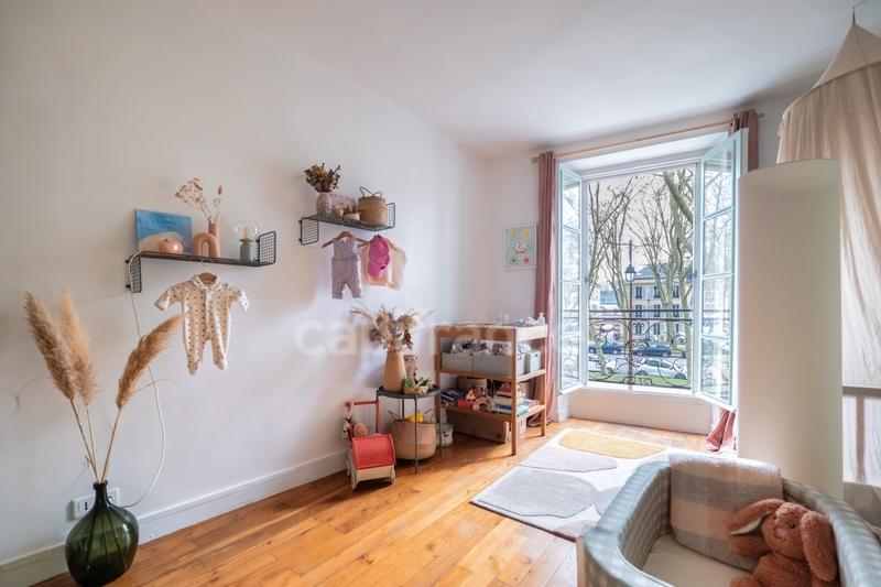 Appartement bourgeois - 84 m² - 3 pièces