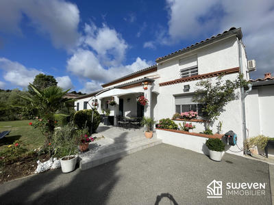 Maison ancienne - 172 m² - 7 pièces