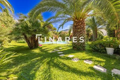 Maison chambre d'hôtes - 360 m² - 8 pièces