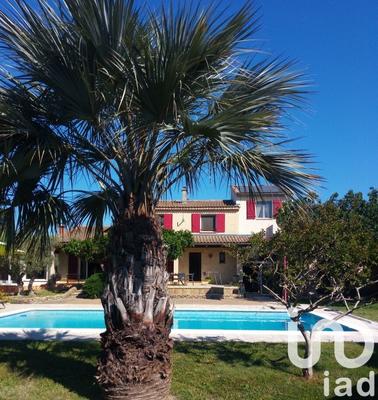 Maison - 230 m² - 10 pièces