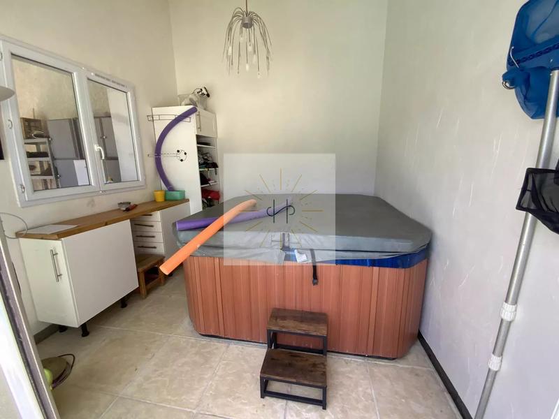 Maison - 128 m² - 6 pièces