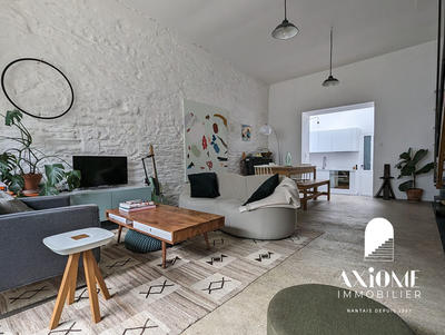 Loft - 80 m² - 3 pièces