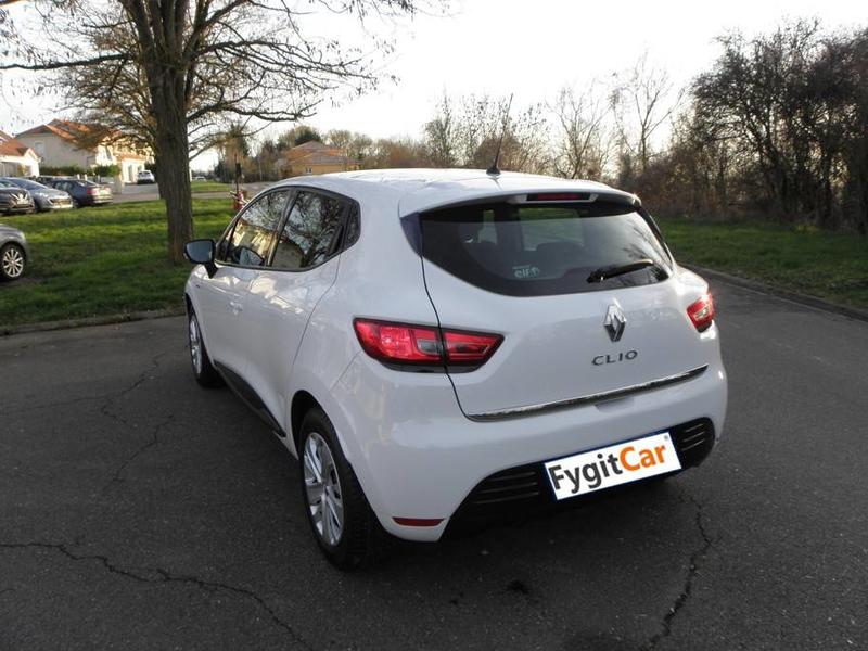 Renault Clio 1.2 75 Ch Limited - 4 Cv