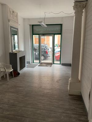 Local commercial - 49 m²