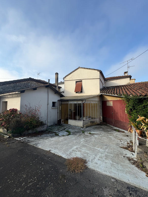 Maison de village - 105 m² - 5 pièces