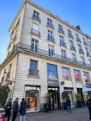 Appartement - 93 m² - 4 pièces