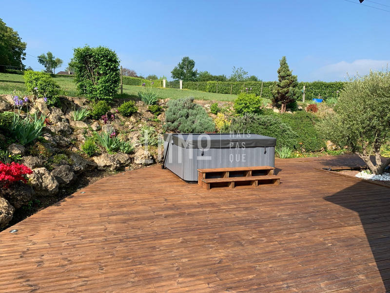 Villa - 273 m² - 11 pièces