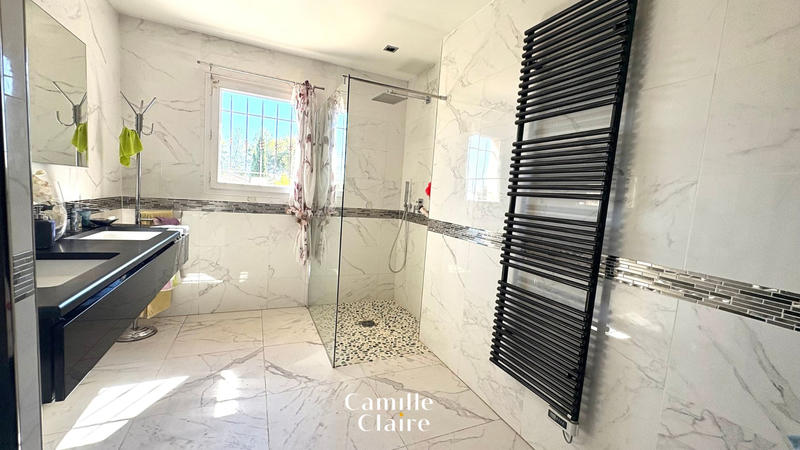 Maison - 140 m² - 4 pièces