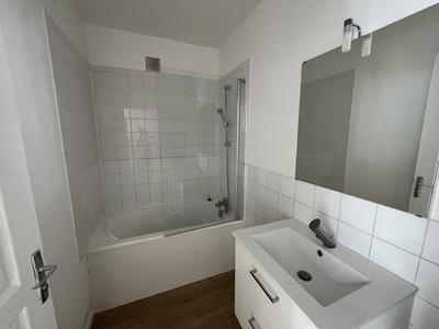 Appartement ancien - 62 m² - 3 pièces