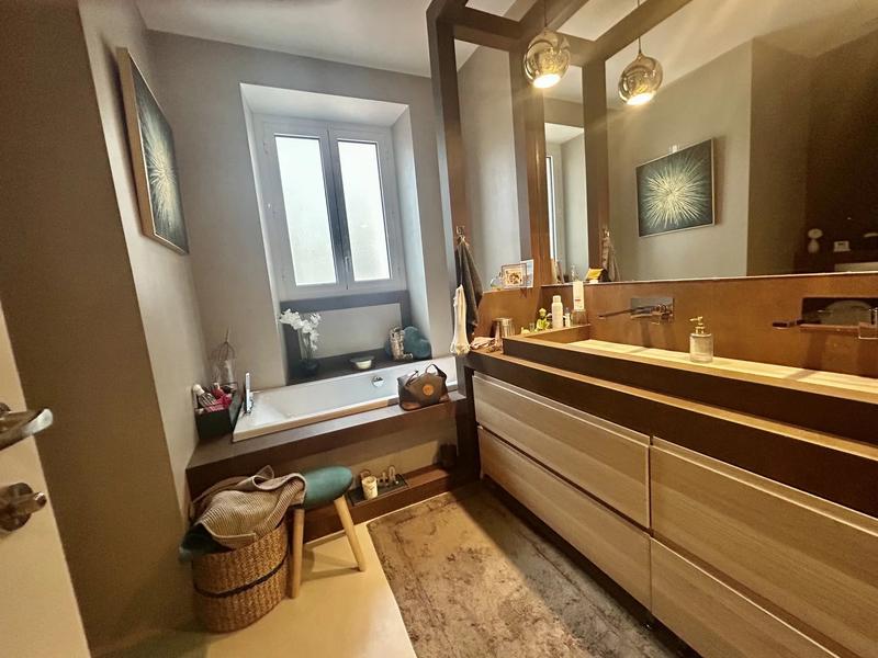 Appartement - 123 m² - 4 pièces