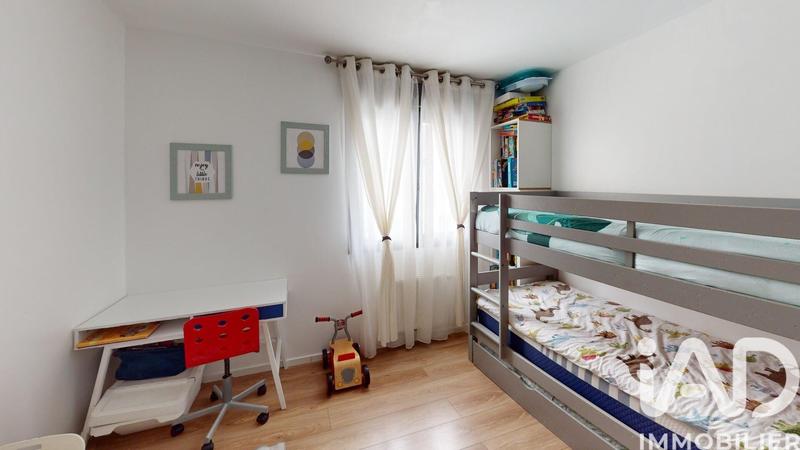 Maison - 97 m² - 6 pièces