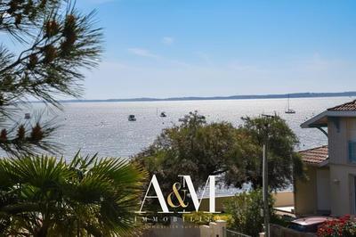 Maison - 171 m² - 7 pièces