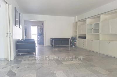 Appartement - 67 m² - 2 pièces