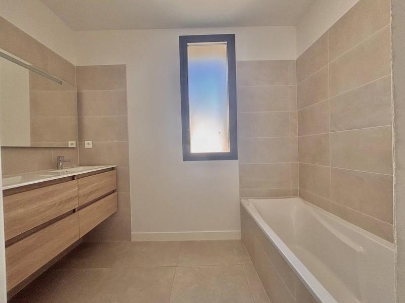 Appartement - 121 m² - 4 pièces